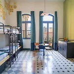 Ostello Bello Palermo *