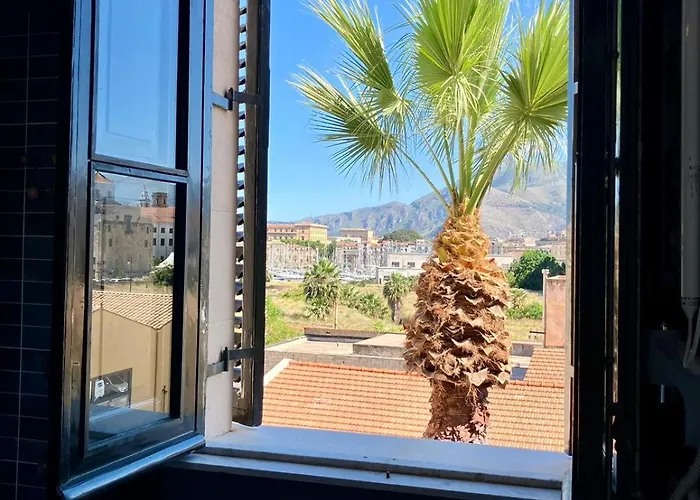 Ostello Bello Palermo 호스텔 *