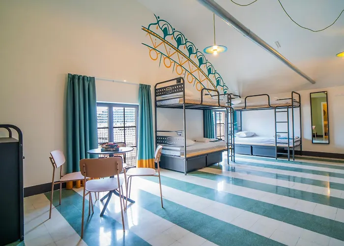 호스텔 Ostello Bello Palermo *